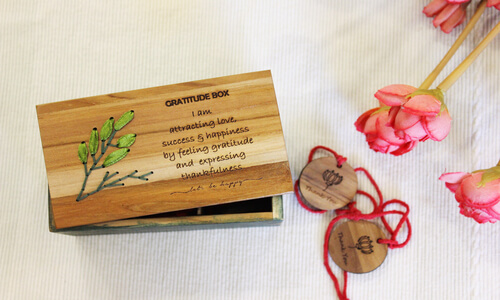 Gratitude Box Small -(21 Token)