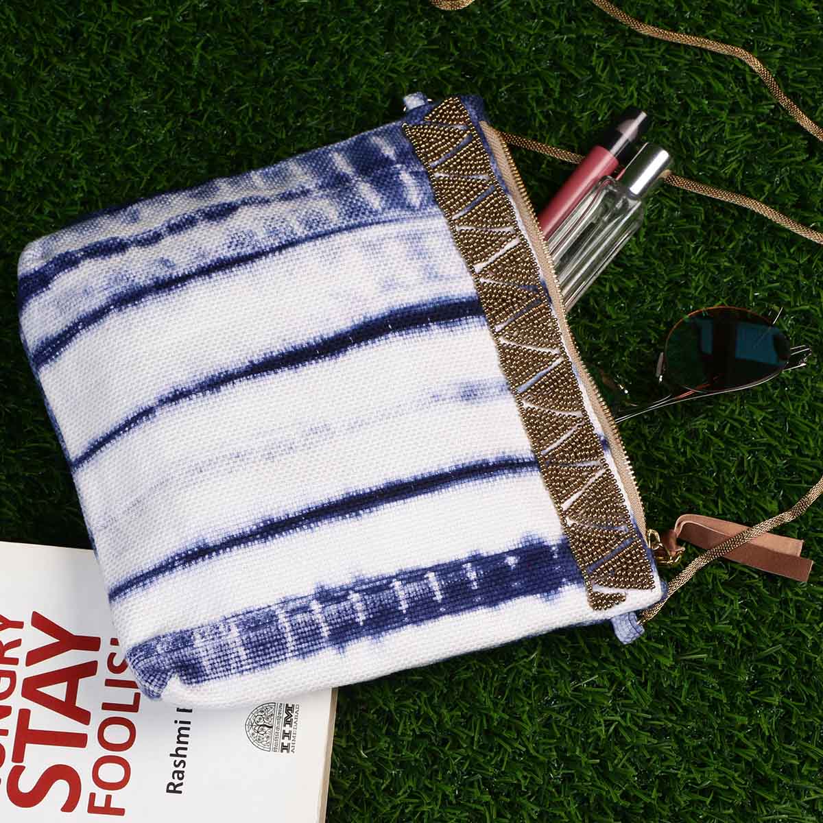 Clean Planet Shibori clutch with handembroidery - Indigo