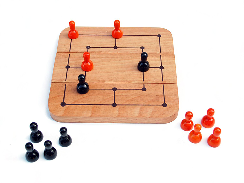 Abstract Strategy Game- Six Men's Morris