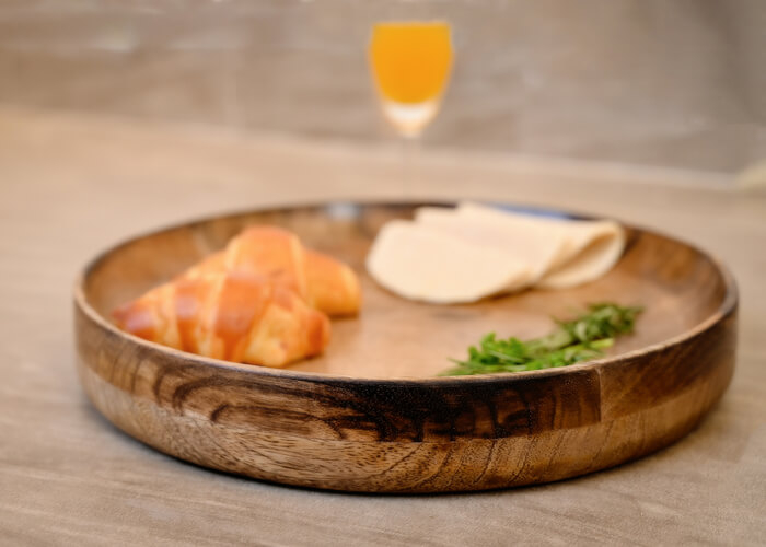 Round Platter in single wood piece